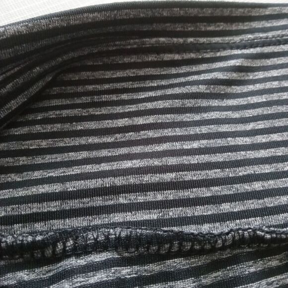 Tranquility Dark Heathered Gray Striped Knee Length Casual Skirt Women's Medium - Picture 12 of 12